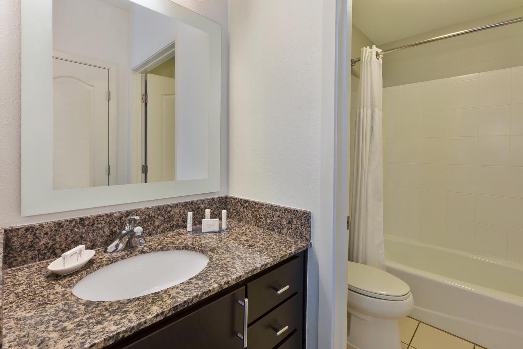 Towneplace Suites By Marriott Nashville Airport מראה חיצוני תמונה