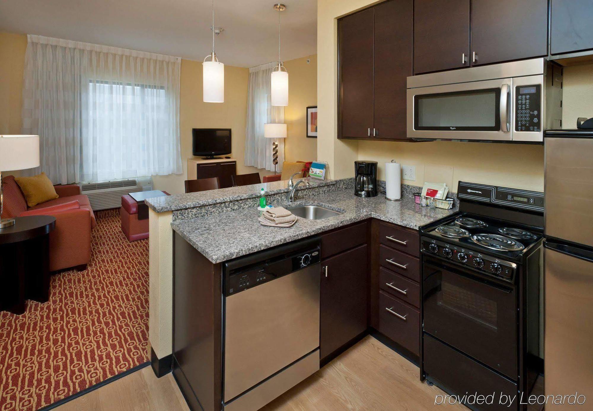 Towneplace Suites By Marriott Nashville Airport מראה חיצוני תמונה