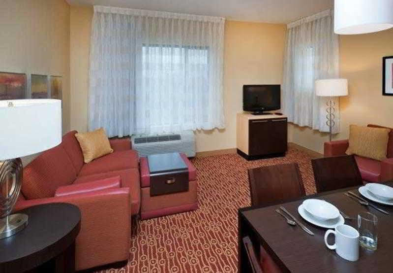 Towneplace Suites By Marriott Nashville Airport מראה חיצוני תמונה