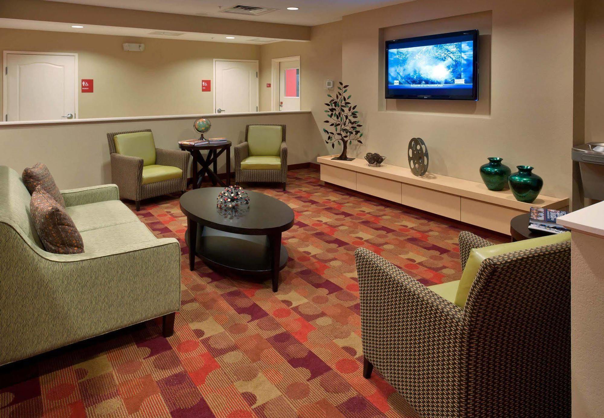 Towneplace Suites By Marriott Nashville Airport מראה חיצוני תמונה
